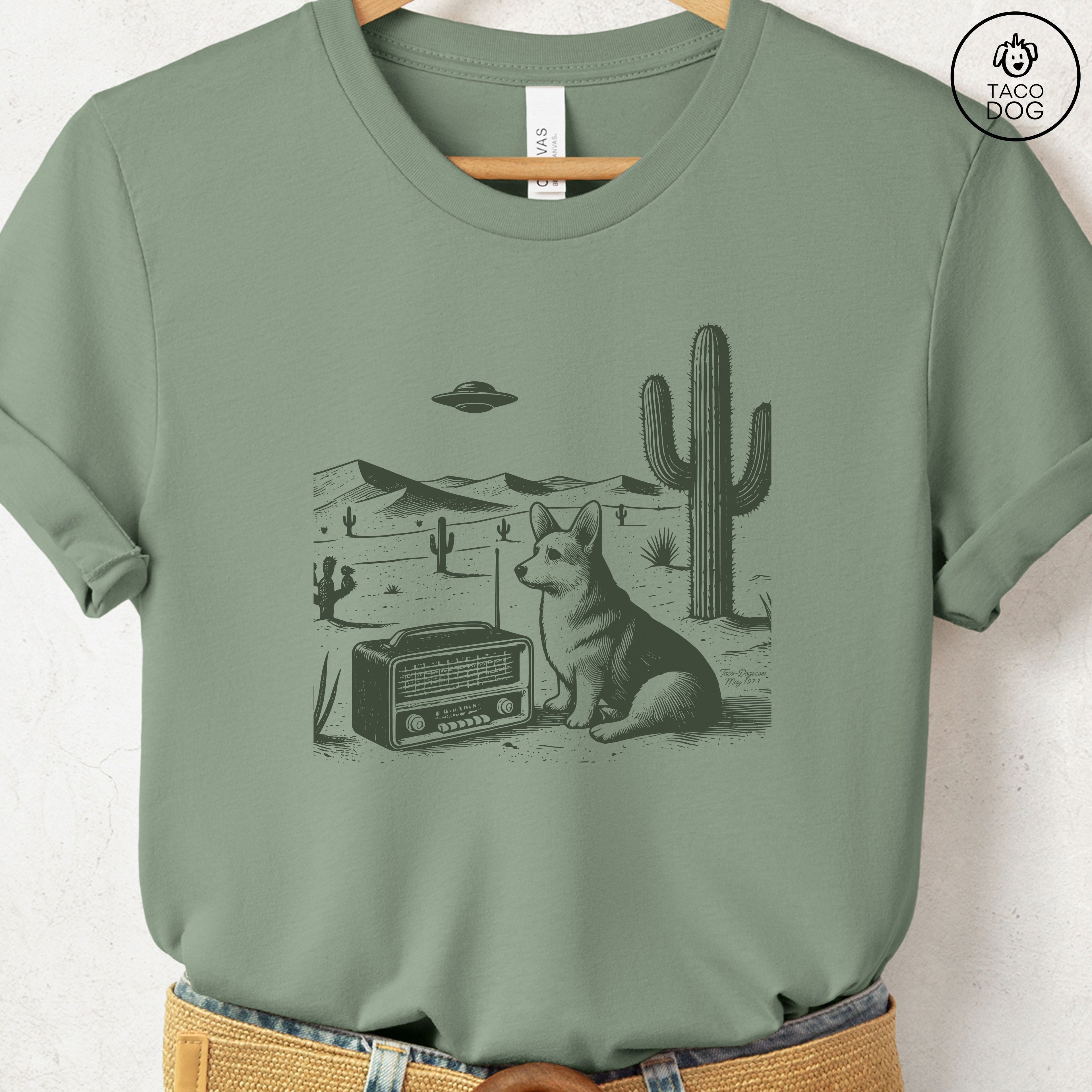 Corgi Vintage Radio T-Shirt